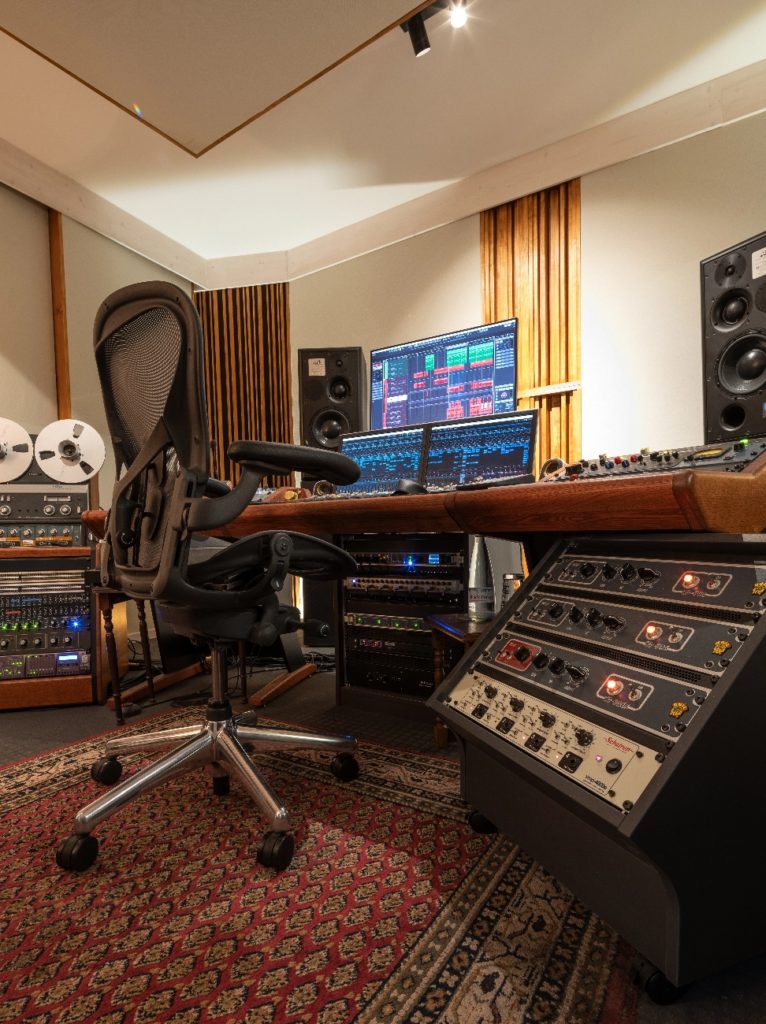 Recording Studio Frankfurt Control Room in Klangkantine Studio A